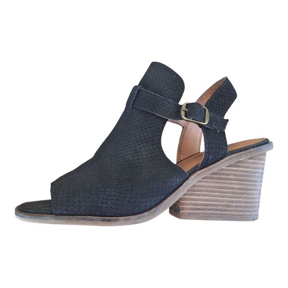 Lucky Brand Labradite Wedge Stack Heel Sandals Black Leather Snake Texture sz 11 - Picture 2 of 16